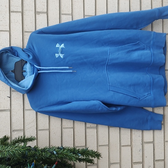 Under Armour Hoodie - Picture 5 of 9
